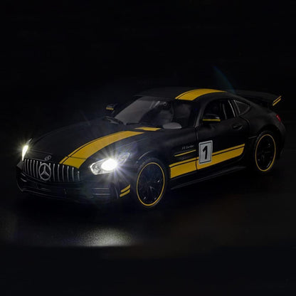 1:24 AMG GTR - Black - image 5