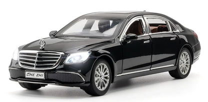1:24 Merceedes Benz E300 - Black