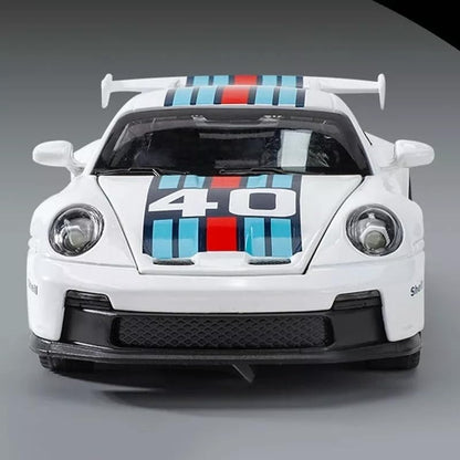 1:32 Porsche 911 GT3 RS RSR - White - image 4