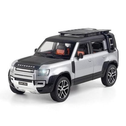 Land Rover Defender - Silver - image 7