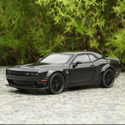 1:24 Dodge Challenger-SRT - Black - image 8