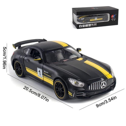 1:24 AMG GTR - Black - image 2