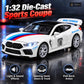 1:32 die-cast GT coupé model – features