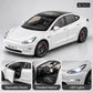 1:24 Die-Cast Tesla Model 3 – features